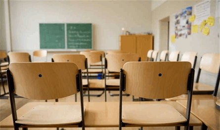 متعاقدو الأساسي لم يلتزموا الإضراب اليوم.. وهذا ما طلبوه من الوزيرة