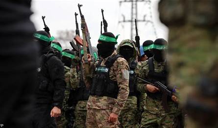 عقدة المرحلة الثانية من اتفاق غزة.. هل ستقبل حماس بتفكيك بيتها العسكرية؟