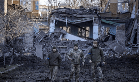 موسكو تعلن سقوط سيفيرسك.. وبوتين يشيد بـ&quot;ديناميكية إيجابية&quot; على الجبهة