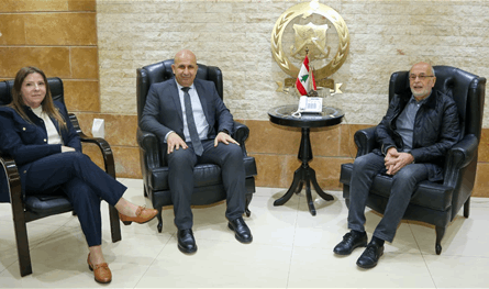 خريش عرض مع شهيب التنسيق بين الدفاع المدني والمعنيين بالشؤون البيئية والحرجية