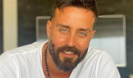 شعر بحالة إعياء شديدة ودخل إلى المستشفى.. ما الذي كُِشِفَ عن وضع الفنان سعد رمضان الصحيّ؟