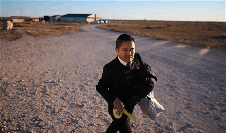 من جزيرة كورية إلى صحراء تكساس.. مسؤول صيني هارب تحت مطاردة رقمية بلا حدود