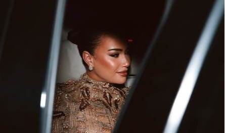 من توقيع مصمّم لبناني.. هند صبري بإطلالة ملكيّة شاهدوا جمالها (صور)