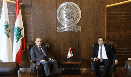 منسى استقبل النائب حيدر ناصر