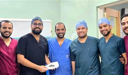 استئصال 58 حصوة من كلية مريض (صور) 