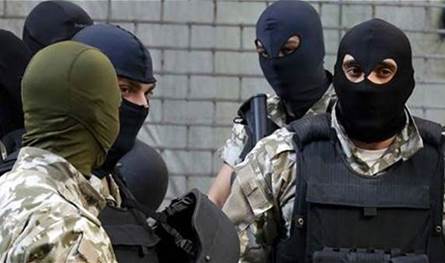 قمار تحت الأرض يُكشف.. ومداهمة خاطفة تُنهي اللعبة في قلب بيروت!