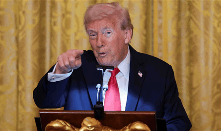 منتصف الولاية على المحك.. ترامب غير واثق من احتفاظ الجمهوريين بمجلس النواب