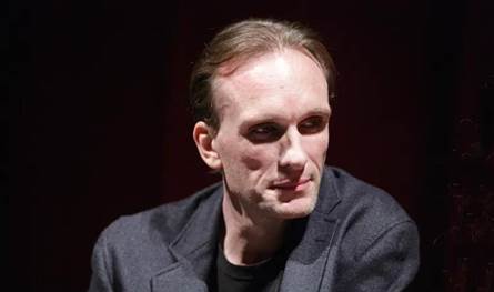 وفاة نجم &quot;أدوار الشر&quot; في هوليود بيتر غرين عن 60 عامًا