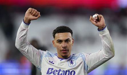 روجرز يقلب الطاولة ويمنح أستون فيلا ثلاث نقاط أمام وست هام