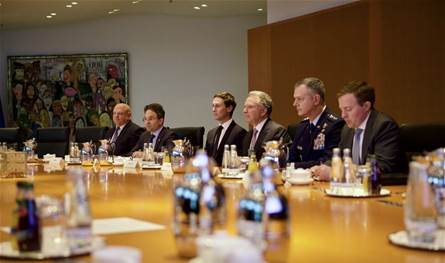 محادثات برلين بين الولايات المتحدة وأوكرانيا.. قائد كبير في الناتو حضر الاجتماع