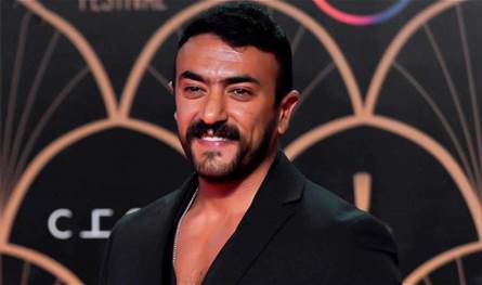 أنا &quot;النمبر وان&quot;.. أحمد العوضي يؤكد انه الأعلى أجرا في مصر ويكشف عن موعد زواجه (فيديو)