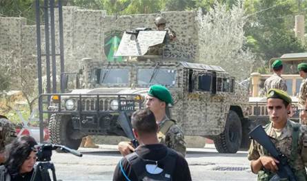 &quot;خلايا نحل أمنيّة&quot;.. سباق لبناني على توقيف المطلوبين