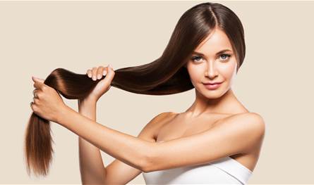 خطوات بسيطة للعناية بالشعر وتقليل التقصف والتكسر