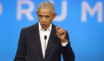 أوباما: على الديمقراطيين تجاوز الخلافات والتركيز على انتخابات 2026