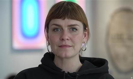 قصة كريستينا بينغل تفضح إهمال أعراض النوبات القلبية لدى النساء