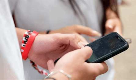 "ضروري للغاية".. كوريا الجنوبية قد تمنع المراهقين من الوصول لمواقع التواصل! 