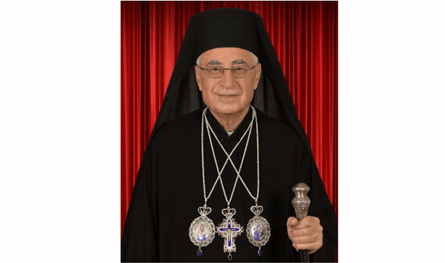 العبسي يترأس قداس الميلاد ورأس السنة