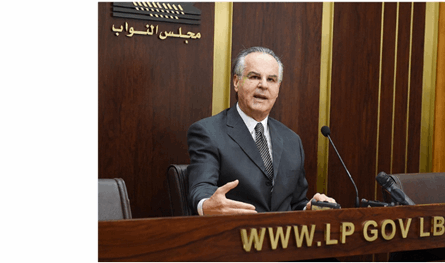 الإدارة والعدل تبحث اقتراحين وتنشئ لجنة فرعية