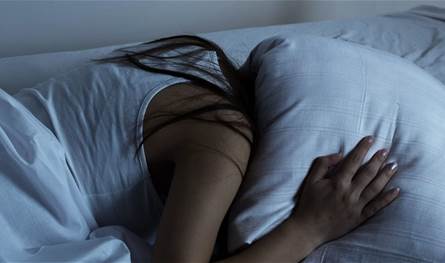 6 عادات بسيطة تساعدك على النوم العميق بسرعة.. اتبعها!