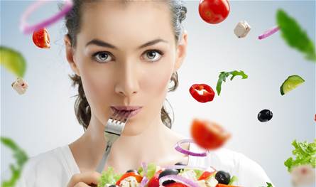 تقرير يظهر الأطعمة التي تمنحك بشرة ناعمة ونضرة