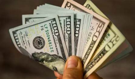 الدولار الأميركي في طريقه لتسجيل أسوأ أداء سنوي منذ 2017