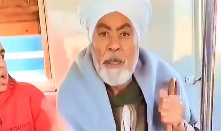 فيديو أثار ضجّة في مصر... شاهدوا ما فعله رجل مسنّ بفتاة داخل "المترو"