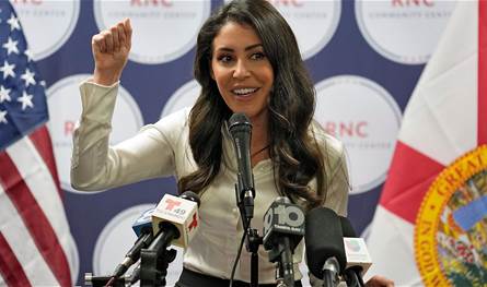 عضو في الكونغرس الأميركي تنتقد اضطهاد الأرثوذكس في أوكرانيا