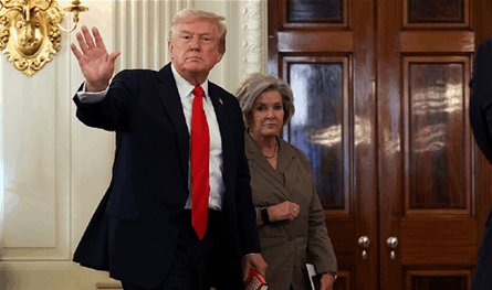 ترامب يستهزئ بالشائعات