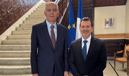 شحادة لبى دعوة ماغرو إلى مأدبة غداء.. وبحث في مشاريع الوزارة وإمكان التعاون