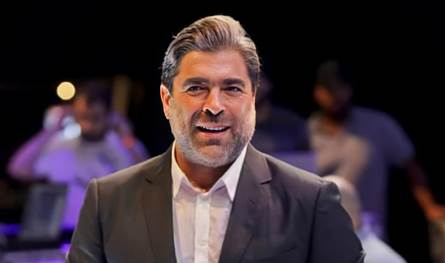 "الله ستر"... عودة الطائرة التي كانت تقلّ وائل كفوري أدراجها شاهدوا ما حصل (فيديو)