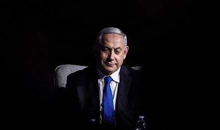 "استخدام القانون سلاحًا"… نتنياهو يبرّر العقوبات على قضاة المحكمة