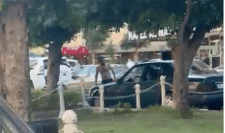 بالفيديو: شخص يعاني من اضطربات يهدّد السكان.. ومُناشدة
