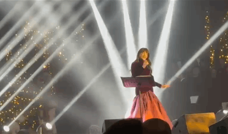 بالفيديو.. عبير نعمة في حفل ميلادي استثنائي في مغدوشة