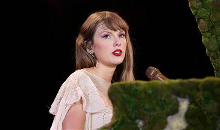 بعد انفصالين… تايلور سويفت تكشف مرحلة شك عاطفي