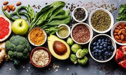 فيتامينات وأعشاب.. قائمة الأطعمة التي تحمي جسمك من الالتهابات