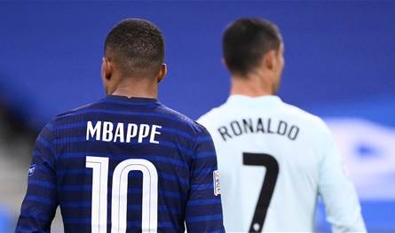 مبابي يوجه ضربة لرونالدو!