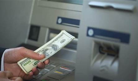 ودائع الـ 100 ألف دولار نقدًا خلال أربع سنوات وما فوقها سندات.. والمصارف غاضبة "الدولة تتهرّب"