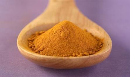 لماذا يُعد الكركم سلاحاً طبيعياً ضد الالتهاب؟