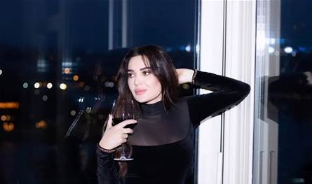 بفيديو عفوي.. سيرين عبد النور تستعرض أنوثتها