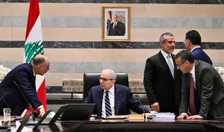  الحكومة تعد اللبنانيين: "حلاقة عالناشف"