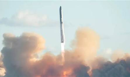 انفجار صاروخ هدد 3 طائرات مدنية.. وثائق أميركية تكشف التفاصيل