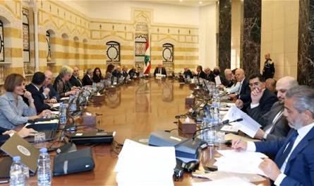 الانتظام المالي على طاولة مجلس الوزراء: تصفية الودائع بطريقة غامضة