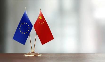 الصين تفرض رسوماً مؤقتة على منتجات الألبان الأوروبية