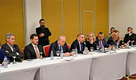 برعاية روداكوف.. إحتفال "روسليفان" و"اتحاد الجمعيات الروسية" وهيئآت الصداقة بالأعياد المجيدة