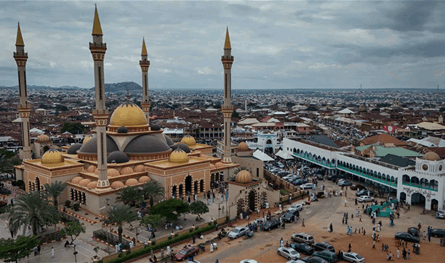 نيجيريا تعلن حل الخلاف الدبلوماسي مع واشنطن