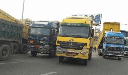خلال فترة أعياد الميلاد ورأس السنة.. ممنوع سير الشاحنات