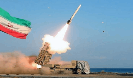 مناورة غامضة.. إسرائيل تراقب طهران