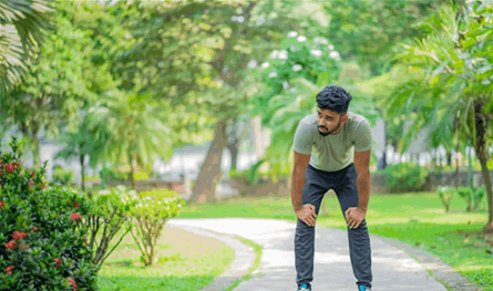 "فيتامين د" والمشي.. إشارات بالجسم لا تُهمل