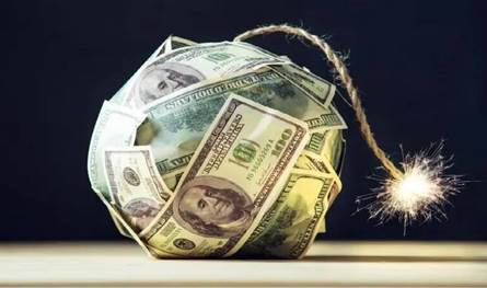 هل وصلنا إلى نقطة الانفجار في أزمة الديون العالمية؟