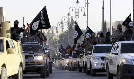 "داعش" يكشر عن أنيابه.. لبنان يتأهب لسيناريو "الذئاب المنفردة"